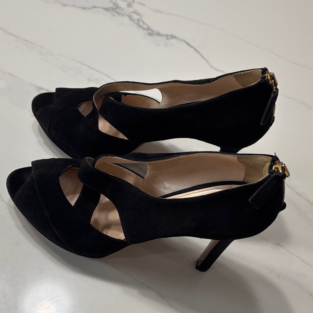 Prada Black Suede Heels with Gold Zipper - Picture 4 of 17